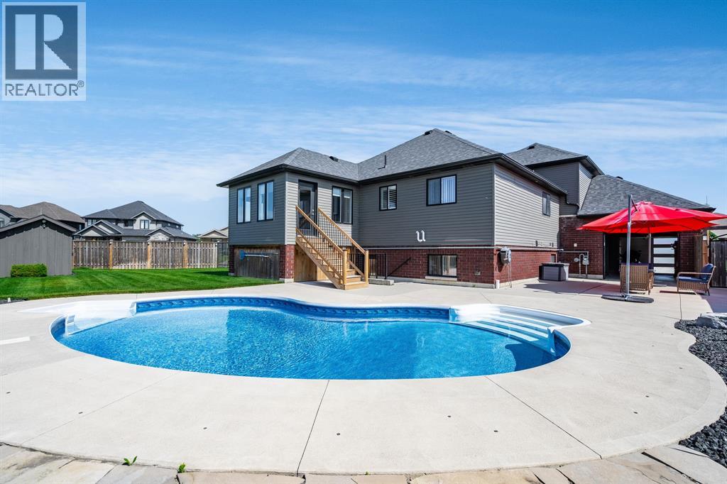 64 Valencia DRIVE - 39