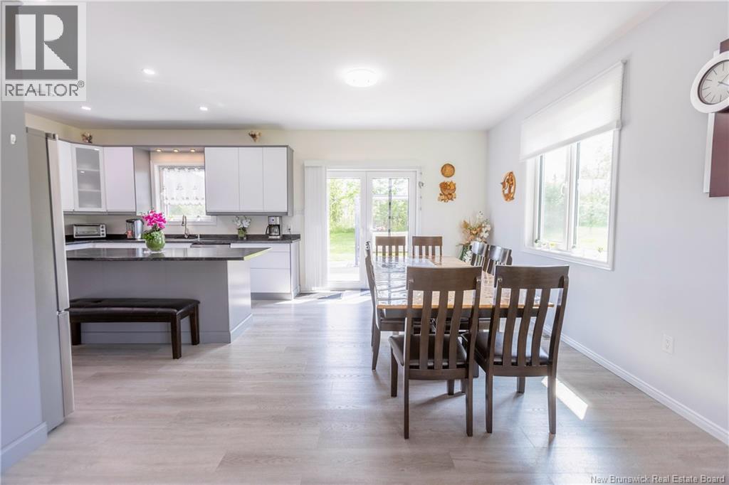 286 Mount View Road - 12