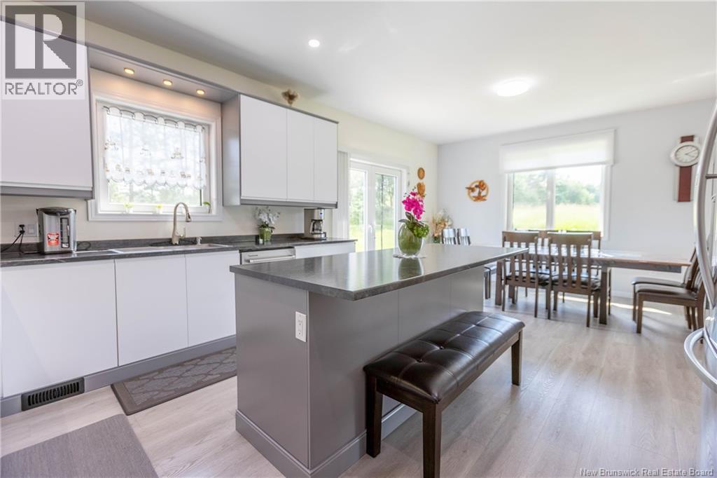 286 Mount View Road - Image 17