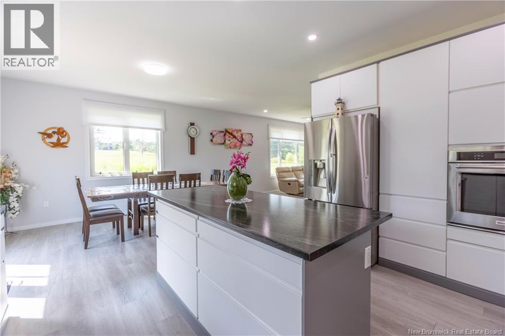 286 Mount View Road - Image 18