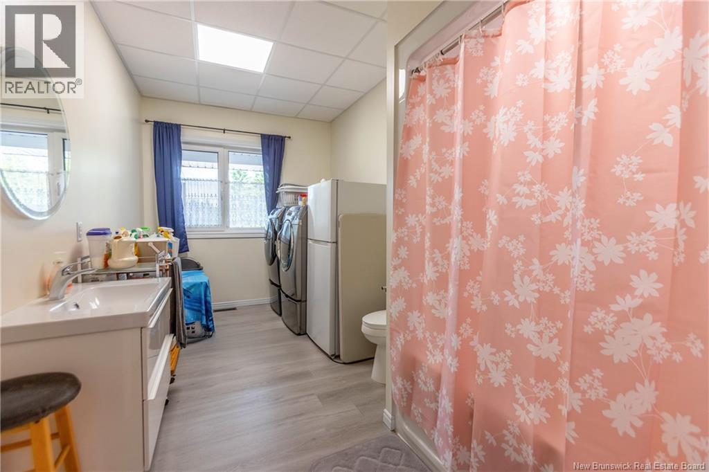 286 Mount View Road - 26
