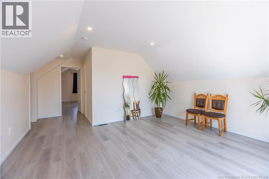 286 Mount View Road - 31
