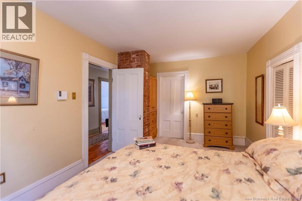 51 Salem Street - 24