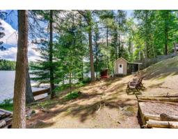 126-129 Ch. Richard, Bouchette, QC J0X1E0 Photo 20