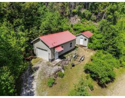 126-129 Ch. Richard, Bouchette, QC J0X1E0 Photo 29