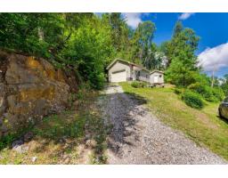 126-129 Ch. Richard, Bouchette, QC J0X1E0 Photo 38