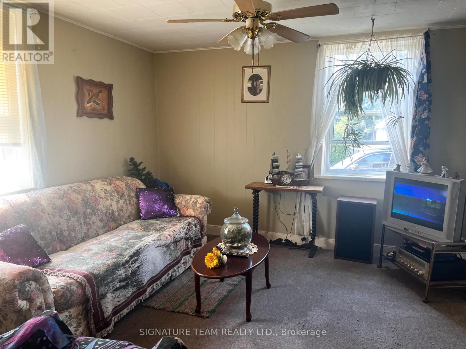 207 JANE STREET - Image 7