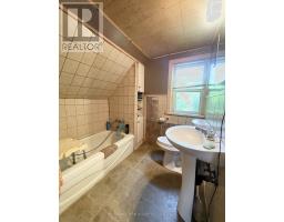 207 Jane Street, Bonnechere Valley, ON K0J1T0 Photo 10