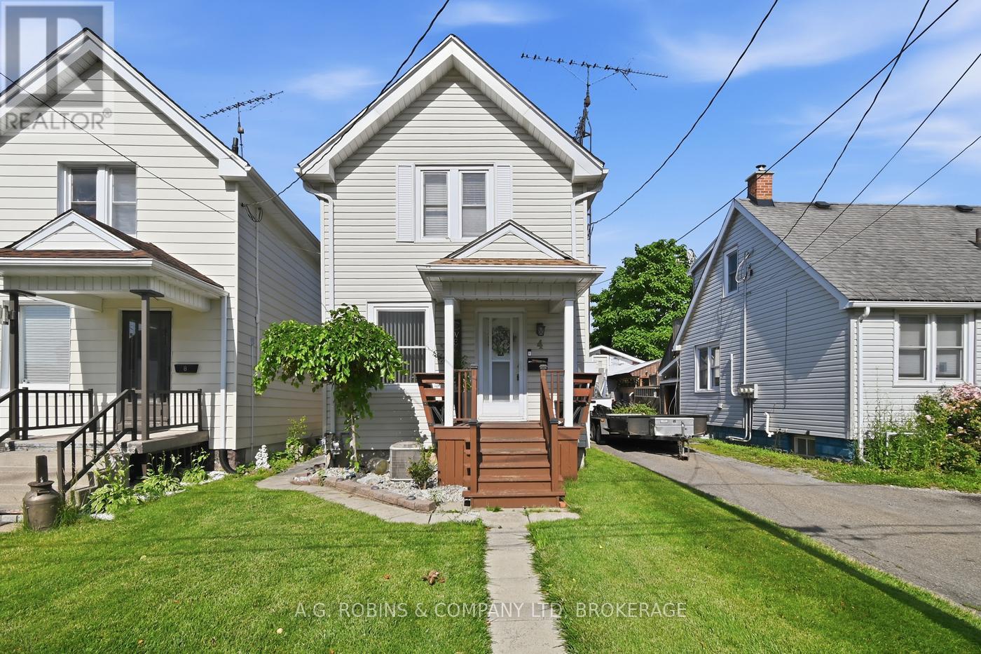 4 CLIFFORD AVENUE