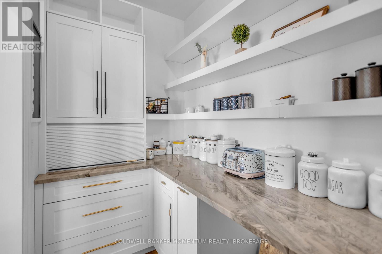 33 CEDAR DRIVE - Image 9