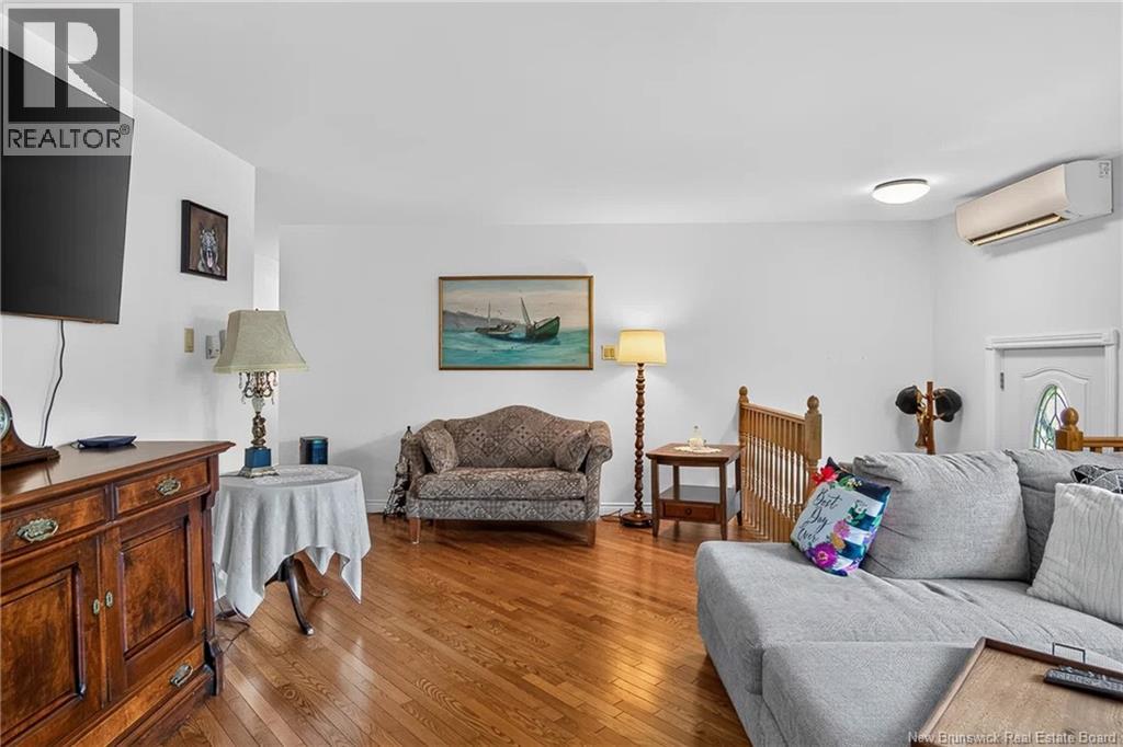 74 Quispamsis Road - Image 8