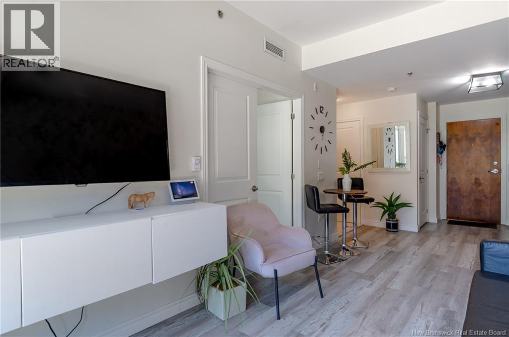 #208 243 Prince William Street - Image 16