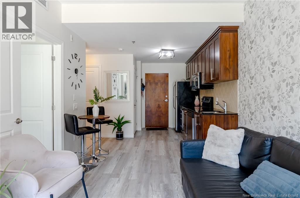 #208 243 Prince William Street - Image 9
