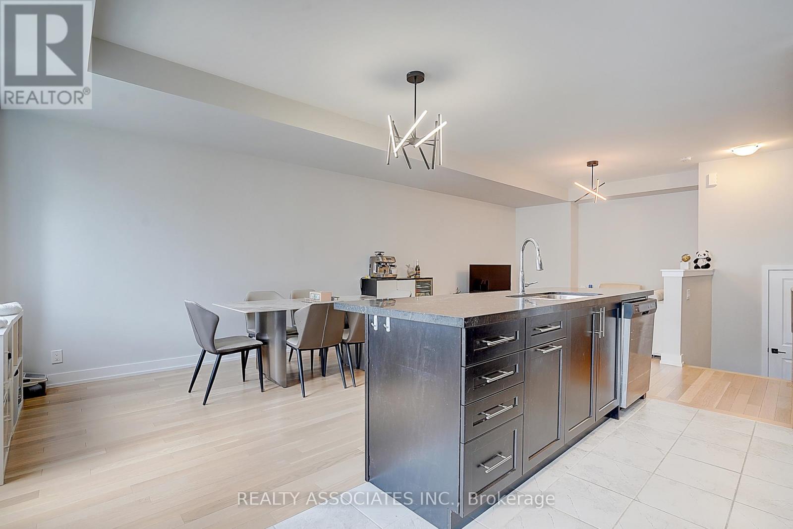 4 GILBERT WRIGHT AVENUE - 13