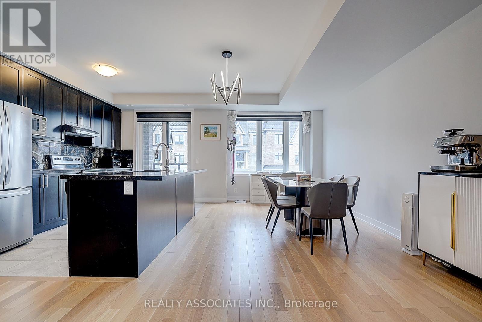 4 GILBERT WRIGHT AVENUE - 8