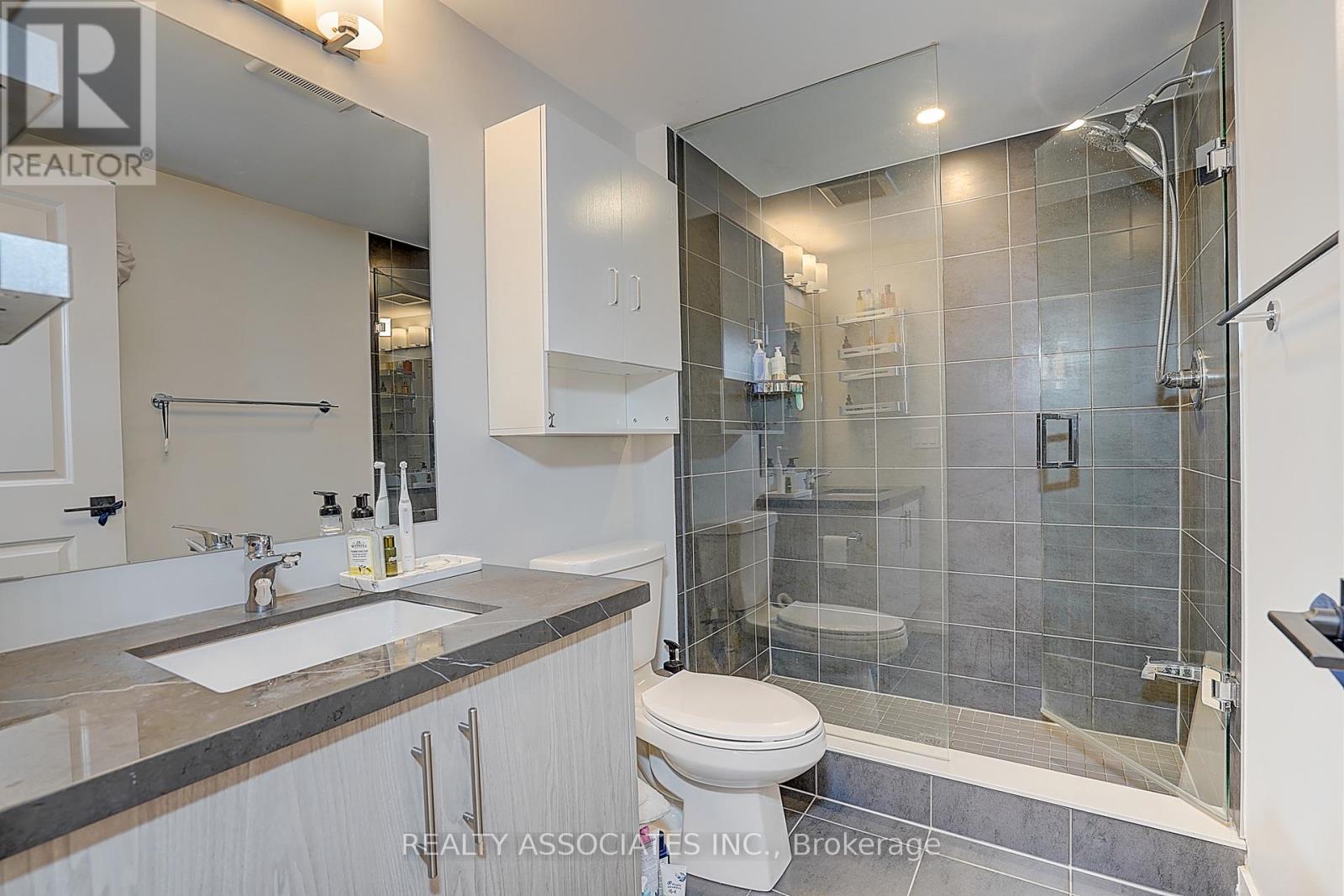 4 GILBERT WRIGHT AVENUE - 18