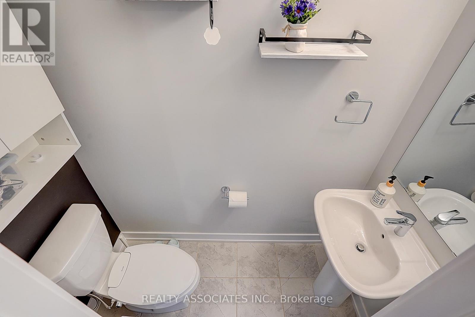 4 GILBERT WRIGHT AVENUE - 22