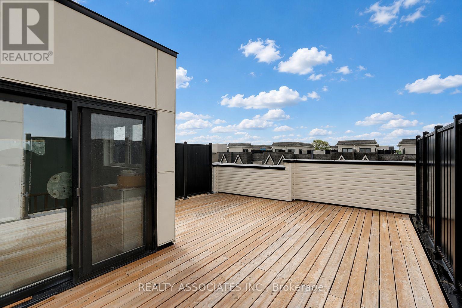 4 GILBERT WRIGHT AVENUE - 24