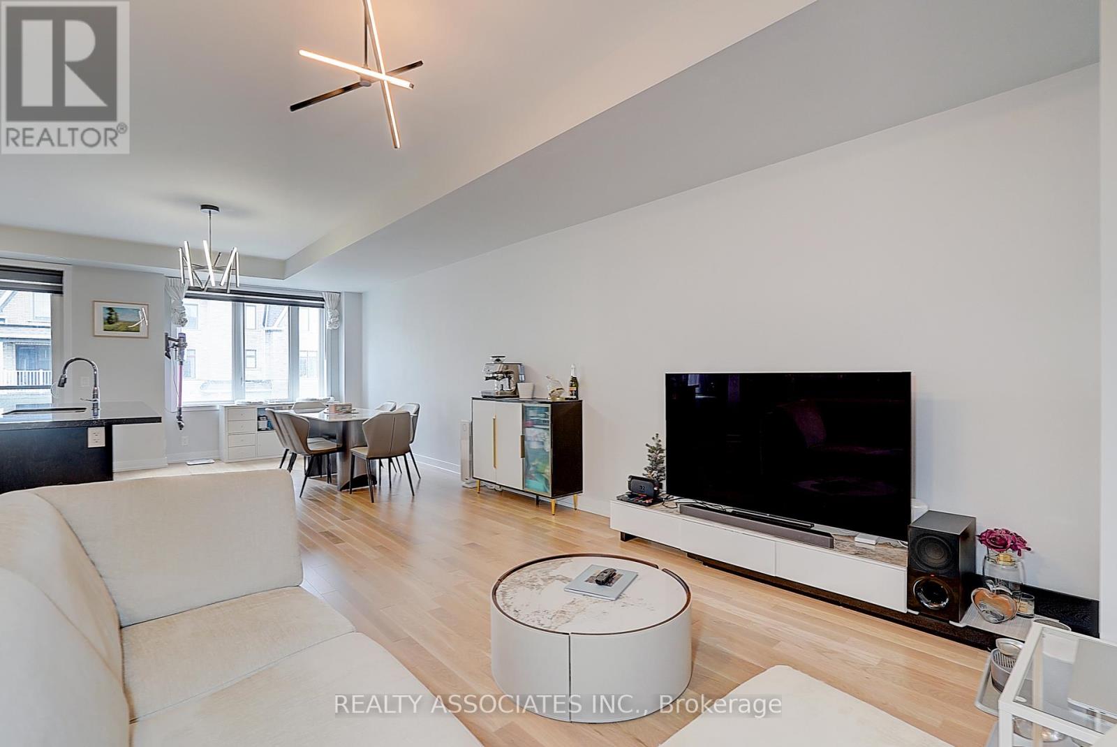 4 GILBERT WRIGHT AVENUE - 7