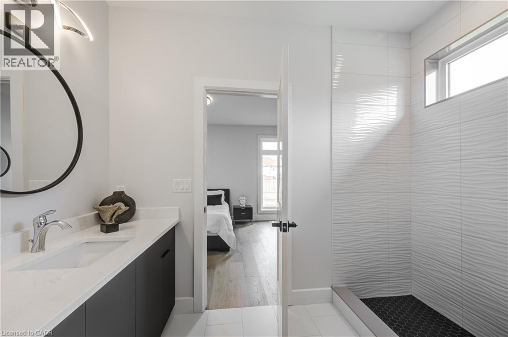 #21 269 PITTOCK PARK Road - 34