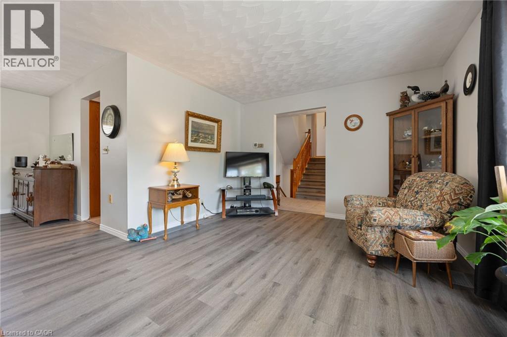 25 LAKEVIEW Avenue - 9