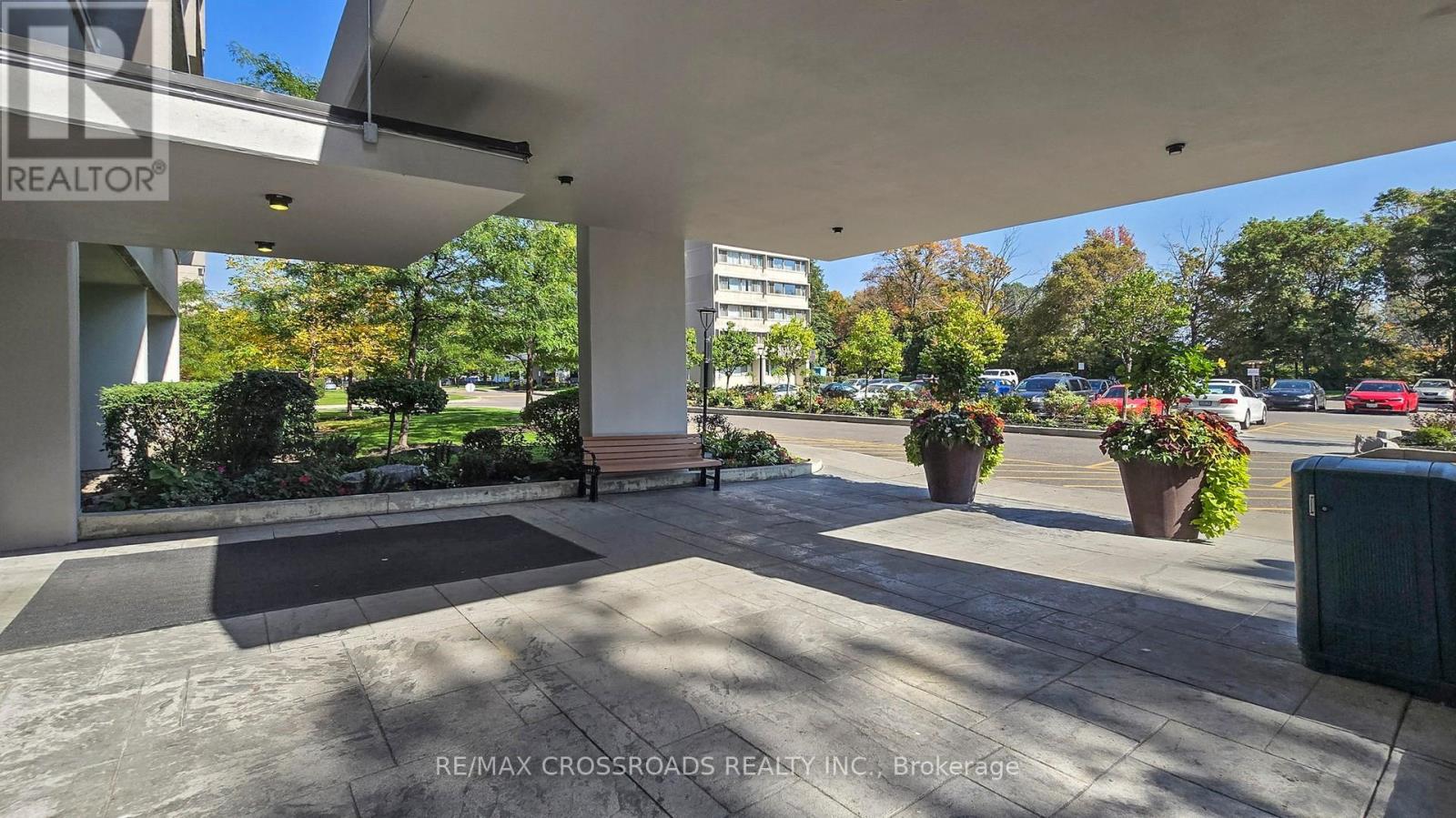 #208 715 DON MILLS ROAD - 4