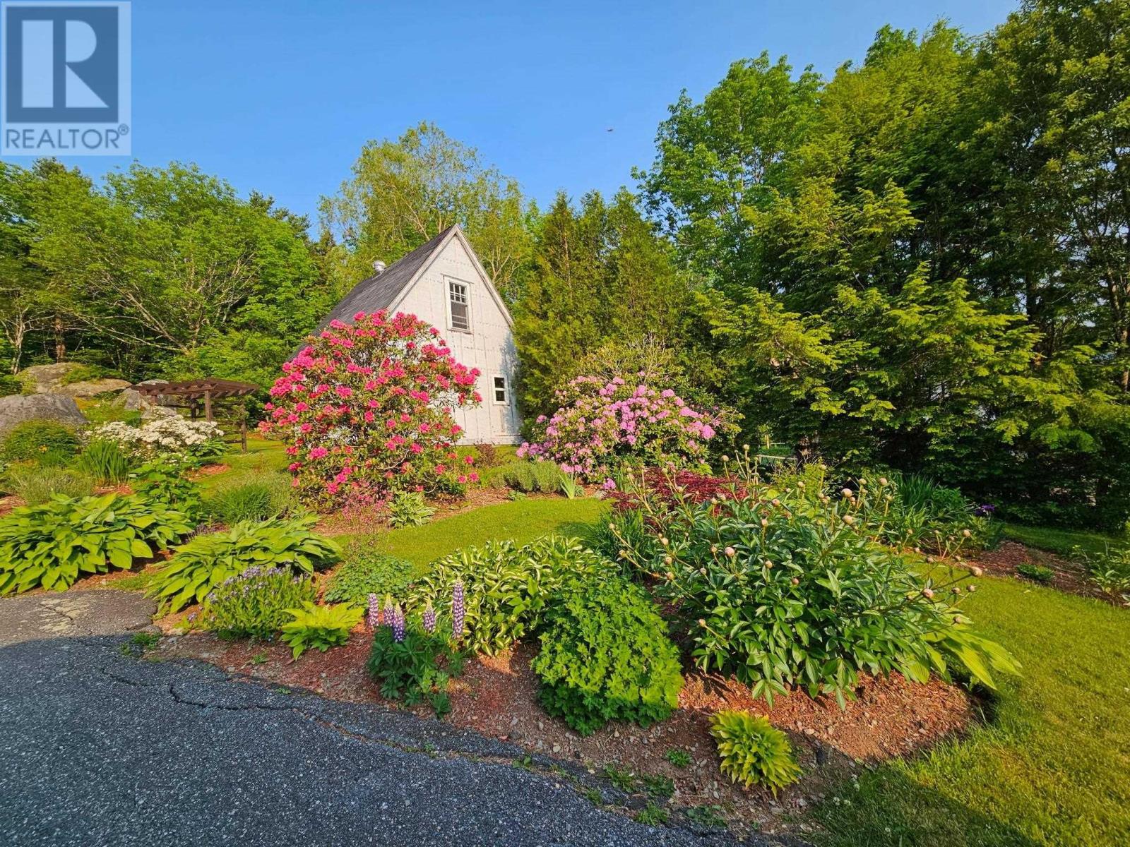 86 West Street - 27