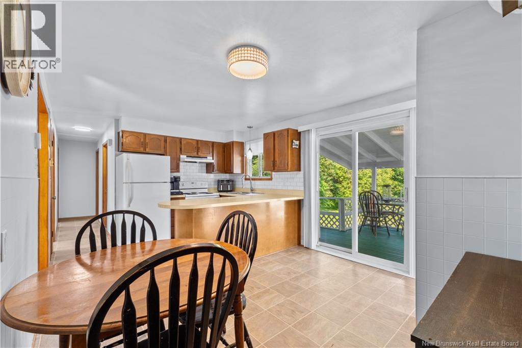 75 McLean Street - Image 13