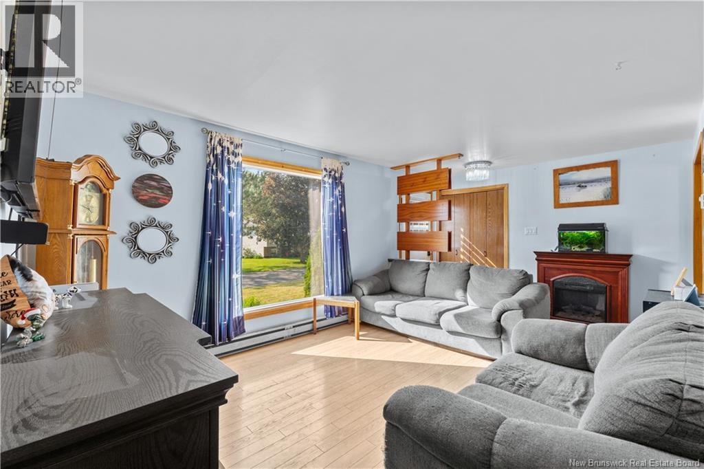 75 McLean Street - 9
