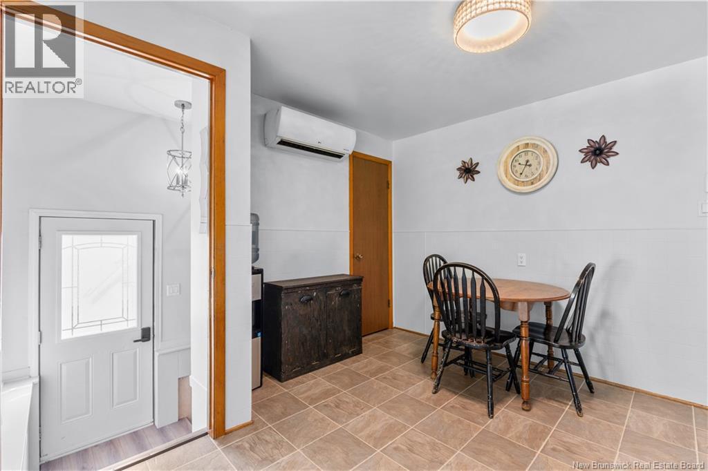 75 McLean Street - Image 22