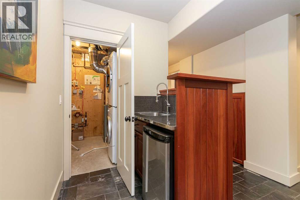 244 Canal Street - 31