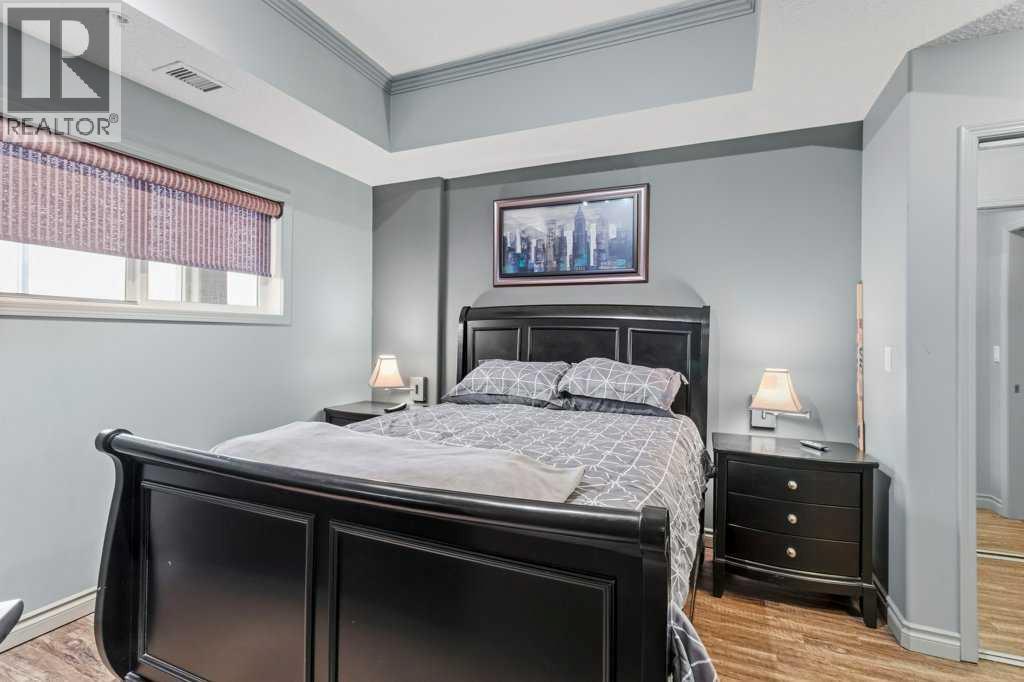#401 5100 Lakeshore Drive - 18