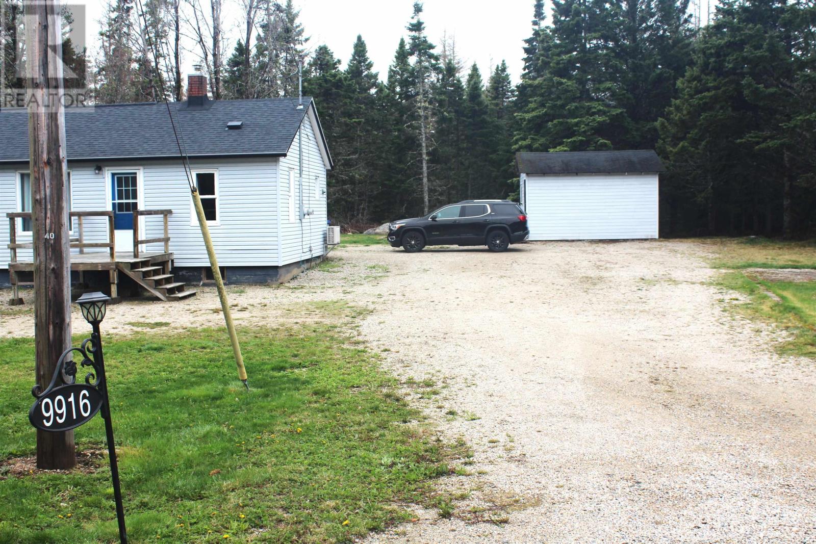 9916 St Margarets Bay Road - 20