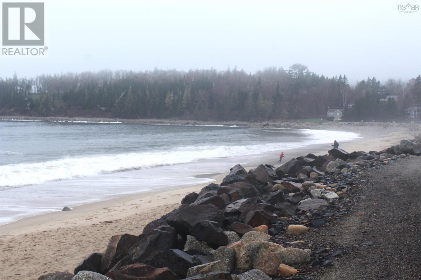 9916 St Margarets Bay Road - 36