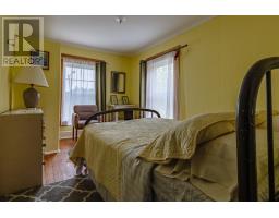 7 Pioneer Street thumbnail 14