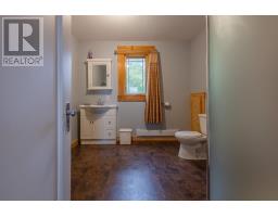 7 Pioneer Street thumbnail 7