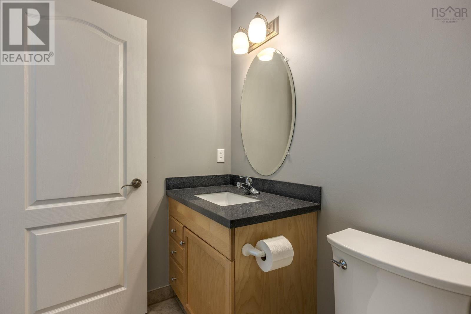 #402 5839 Cunard Street - 25