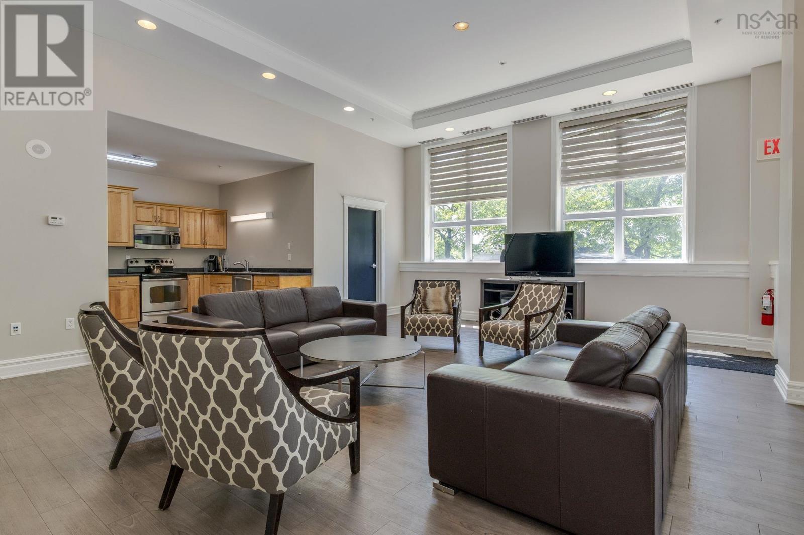 #402 5839 Cunard Street - 39