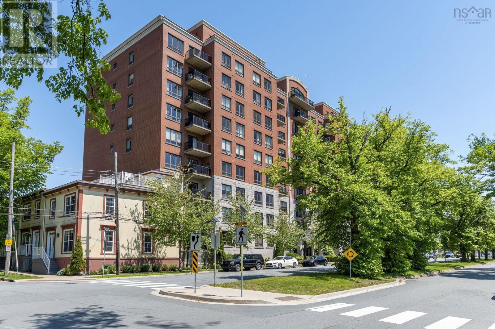 #402 5839 Cunard Street - 49