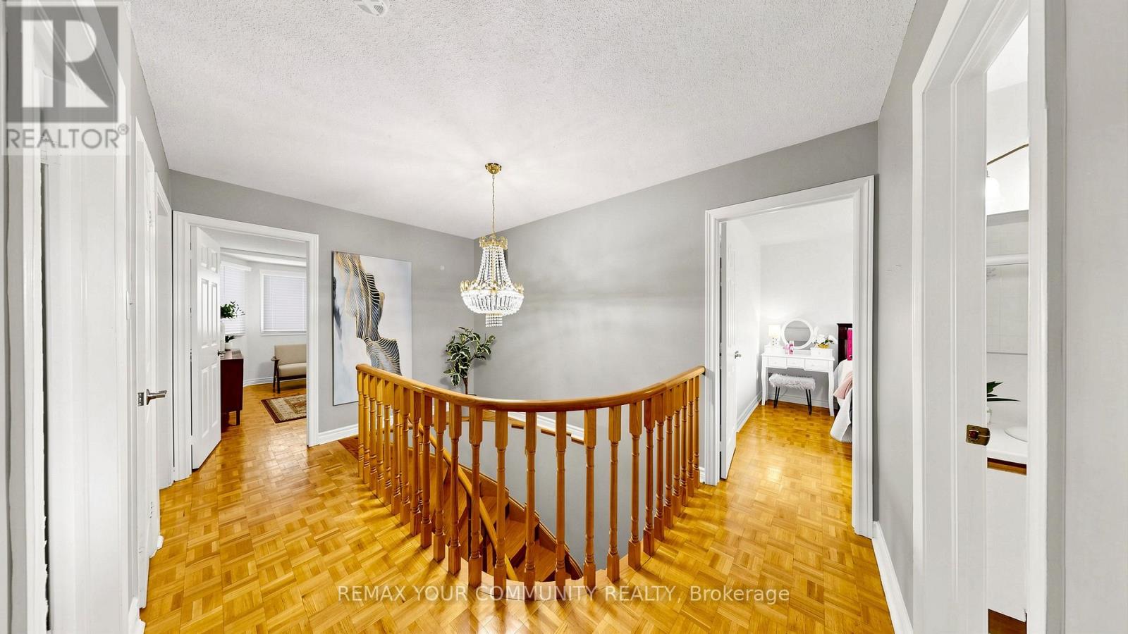 19 IVANO MEWS - 14