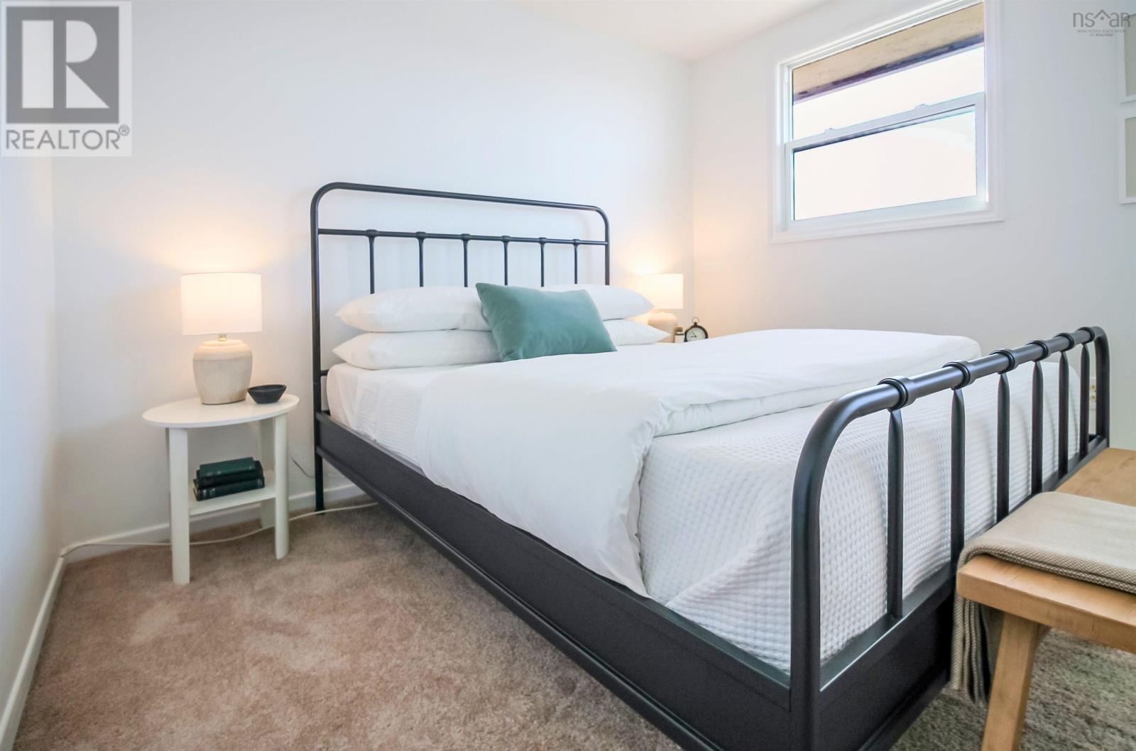 36 Regal Road - 25