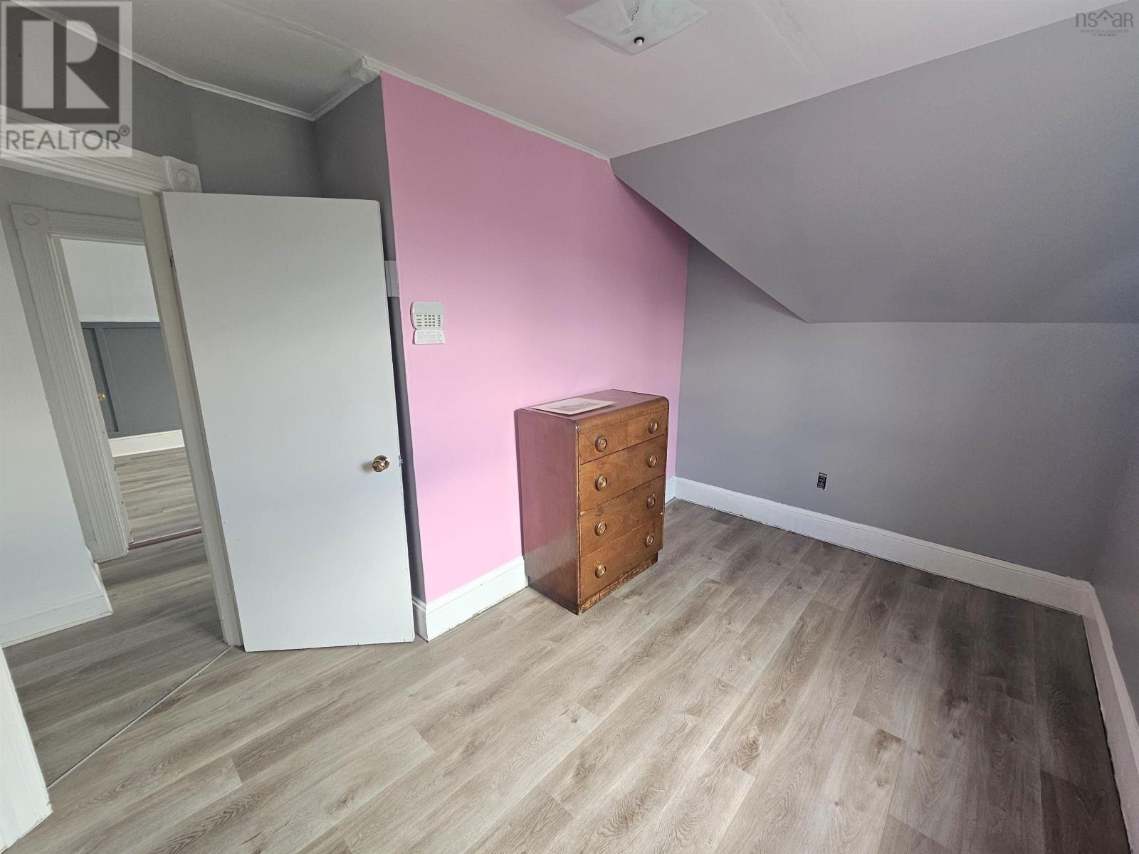 455 Purves Street - 24