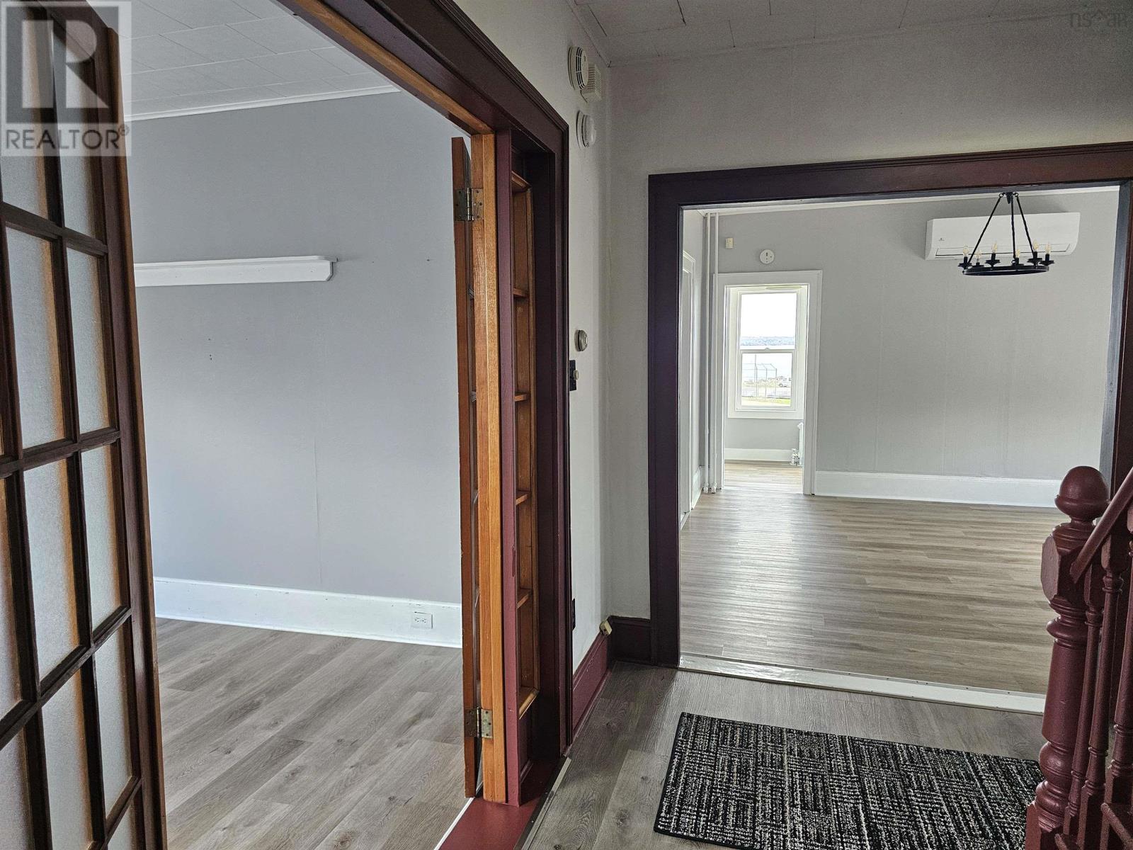 455 Purves Street - 16