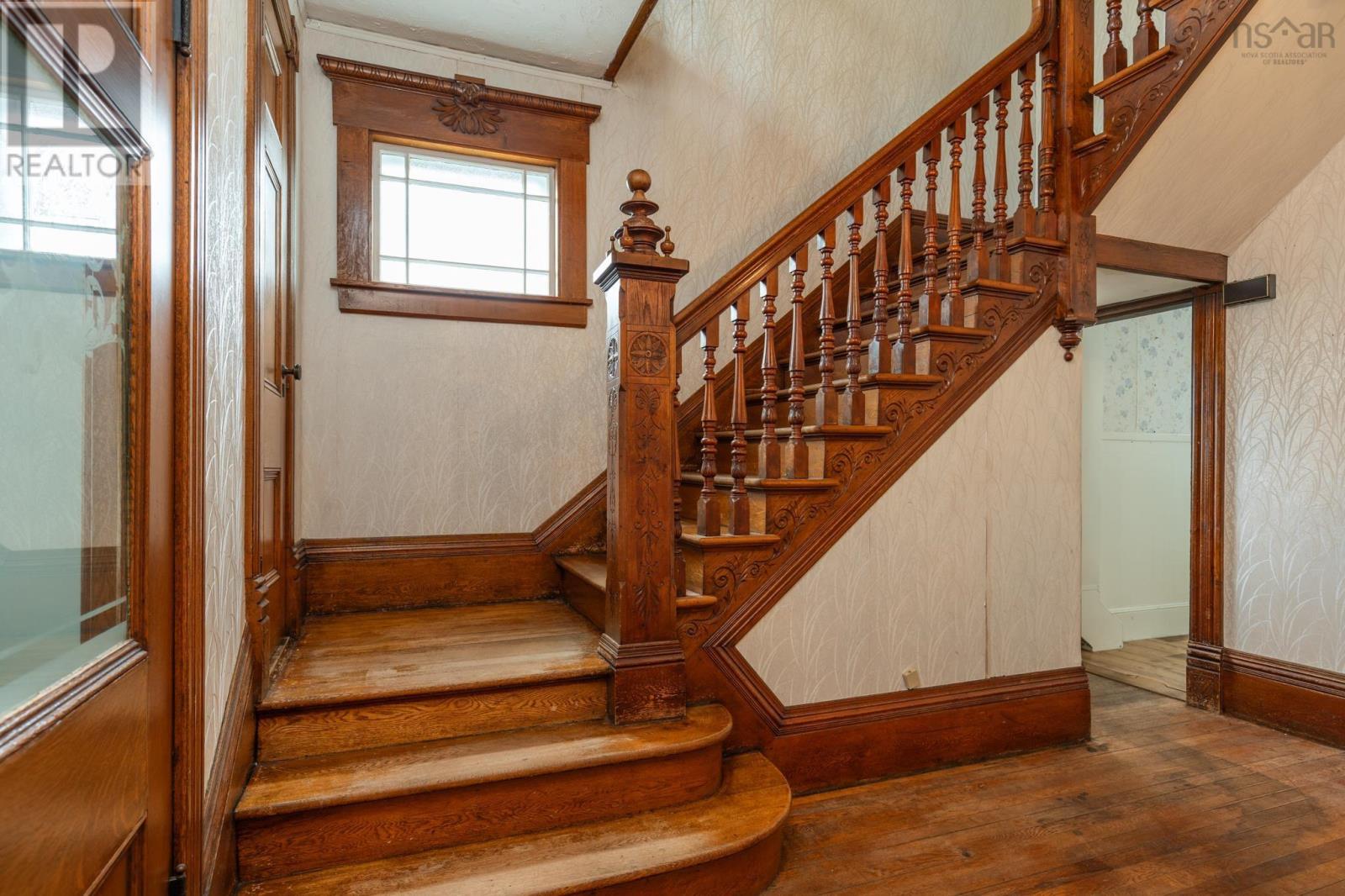 13 Porter Street - 17