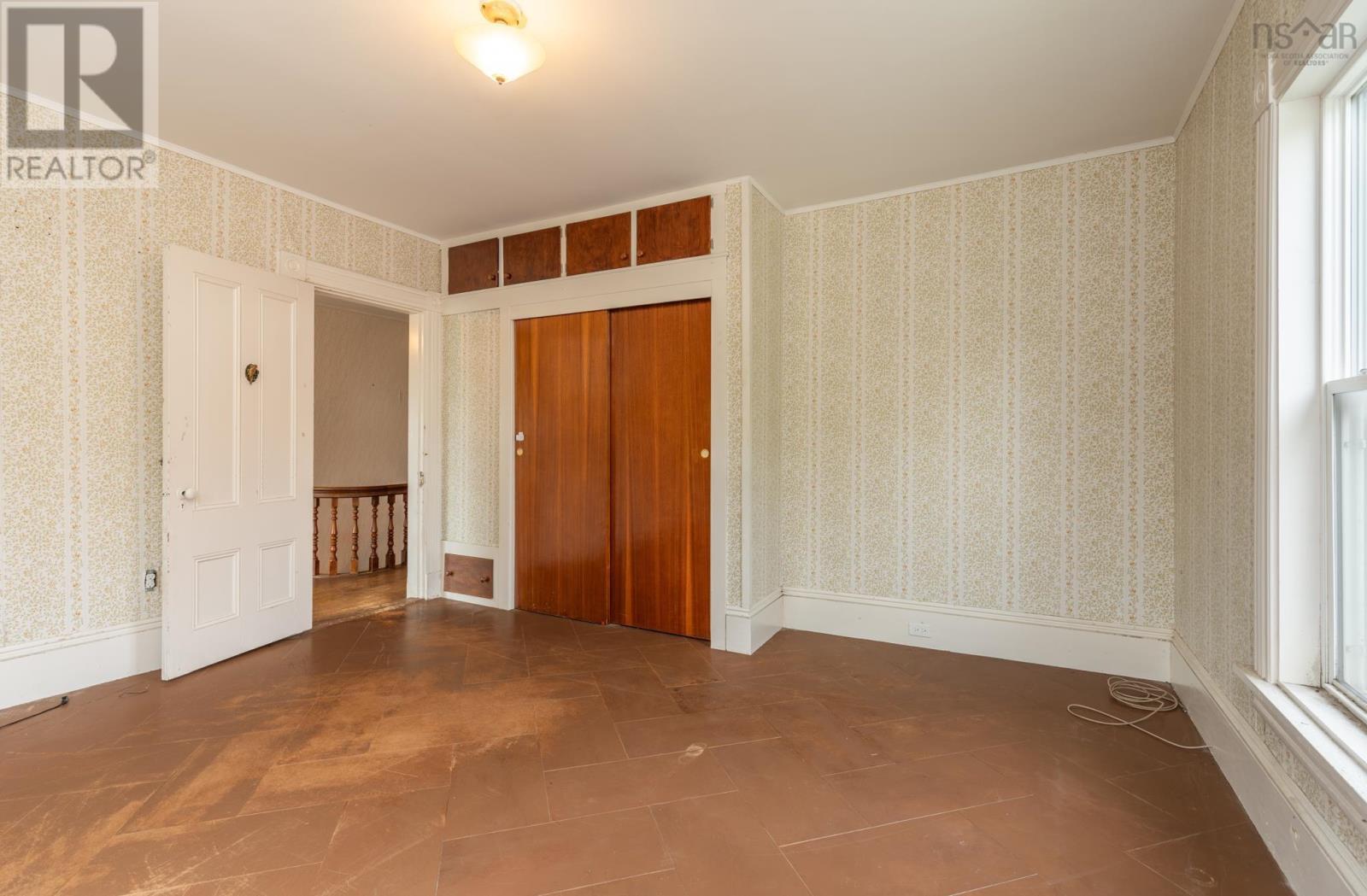 13 Porter Street - 26