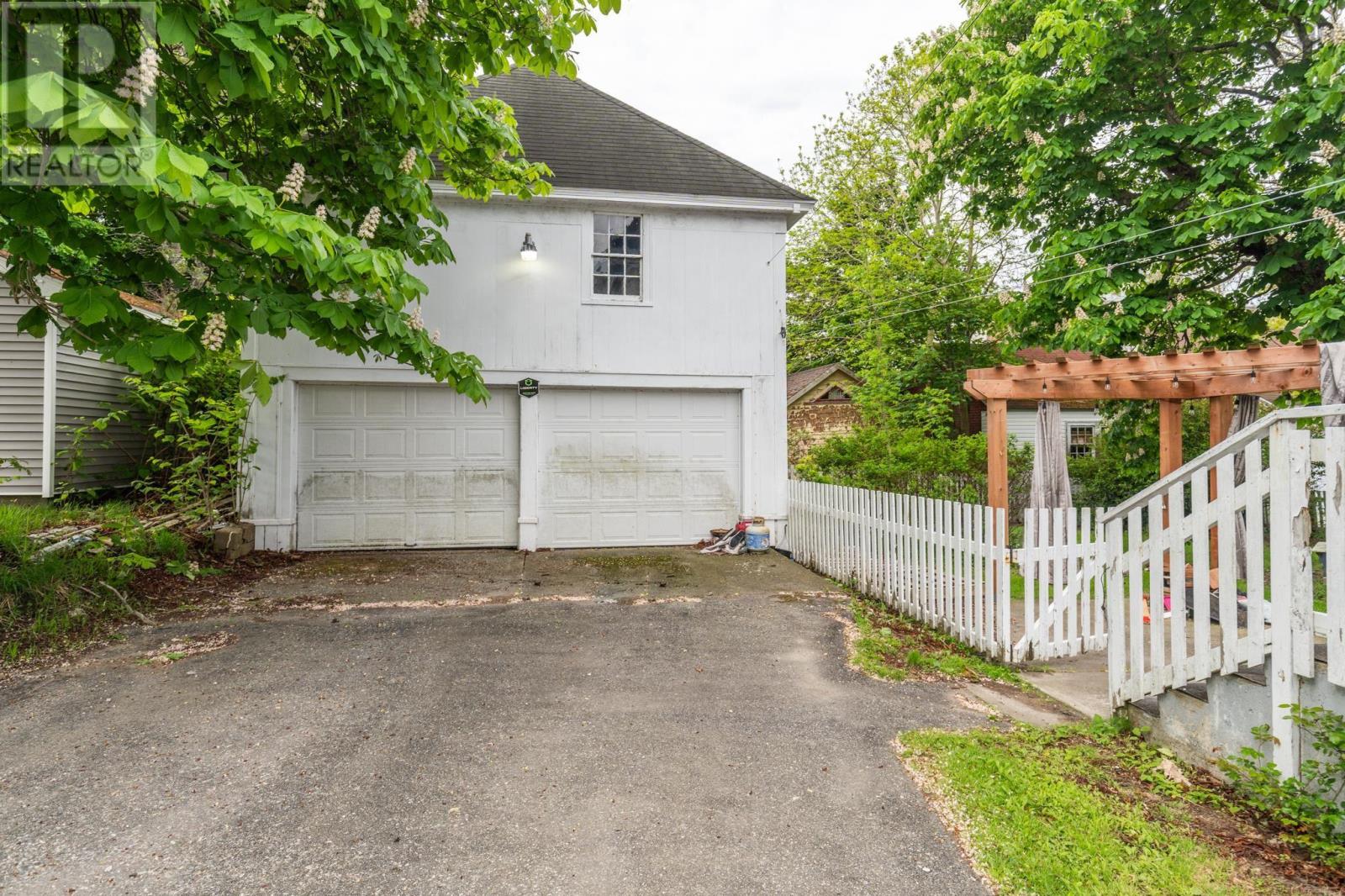 13 Porter Street - 34