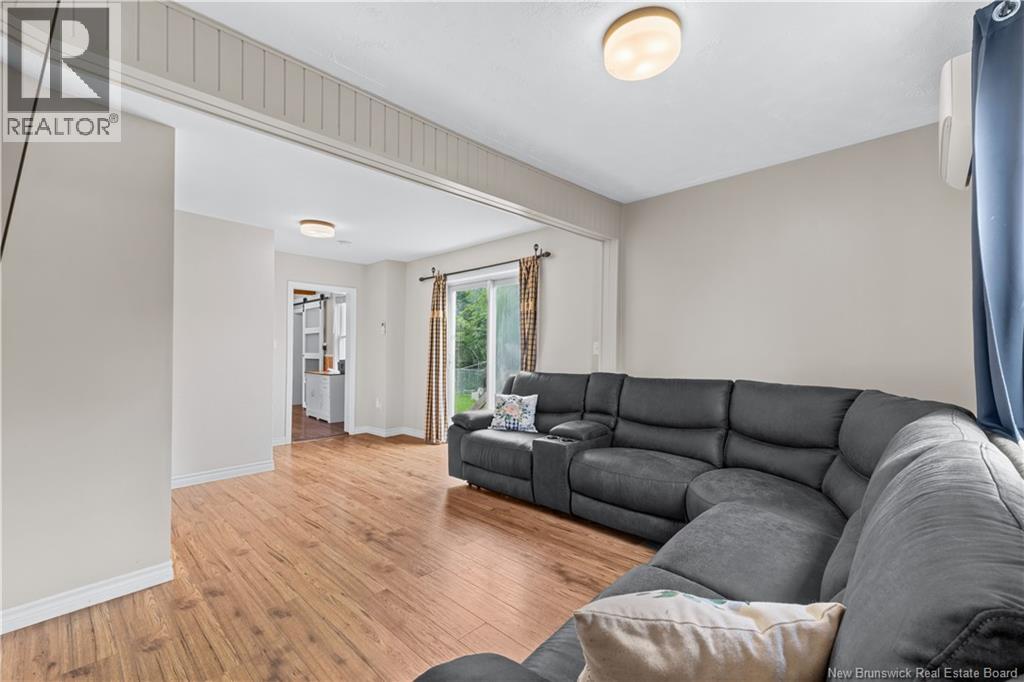 24 South Canaan Road - 12