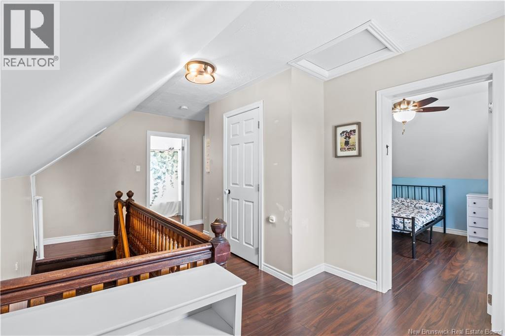 24 South Canaan Road - Image 22