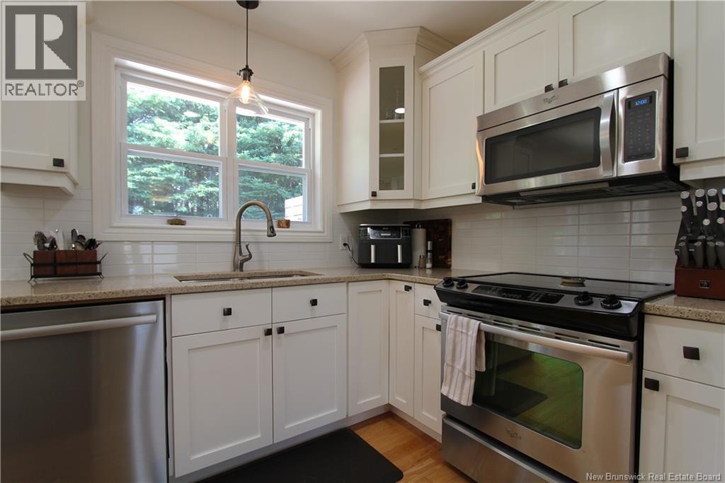 10 Princeton Avenue - 20