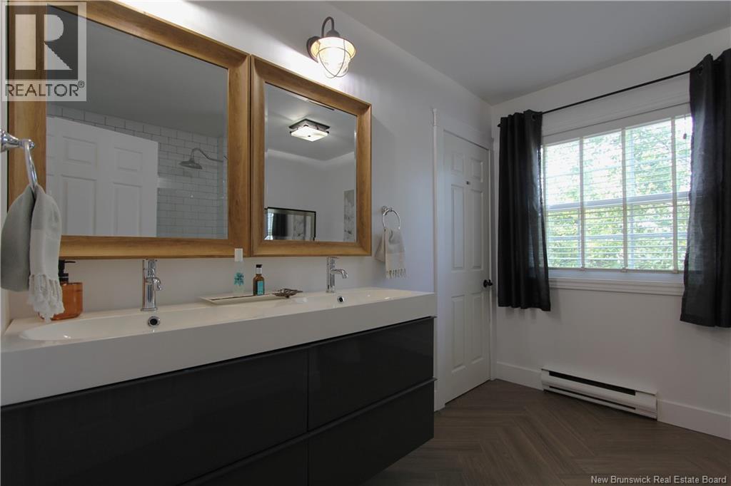 10 Princeton Avenue - 22